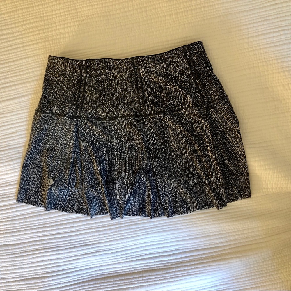 Lululemon Tennis Skirt - Never Worn